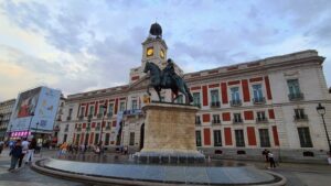 Puerta-del-Sol-in-Madrid-Spain-Credit-DownshiftingPRO-1.jpg