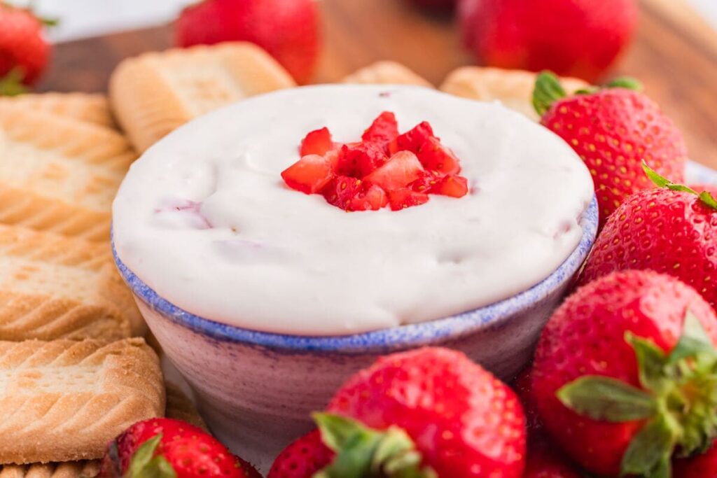 Strawberry-Cheesecake-Dip-LR-12.jpg