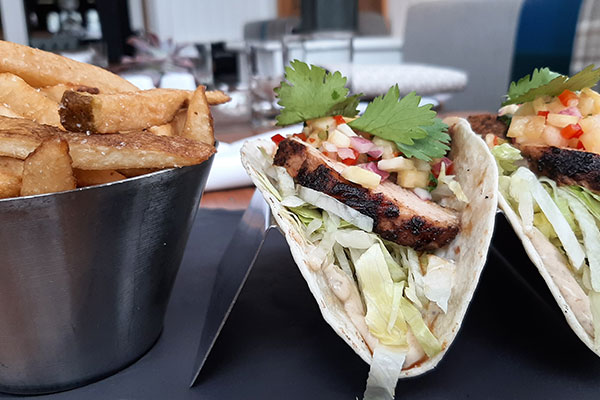 ToDoOntario-JW-Marriott-jerk-taco.jpg
