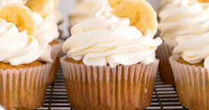 banana-cupcakes-social-copy.jpg