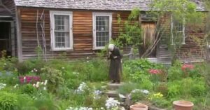 FB-Tasha-Tudor-Garden-v1.jpg