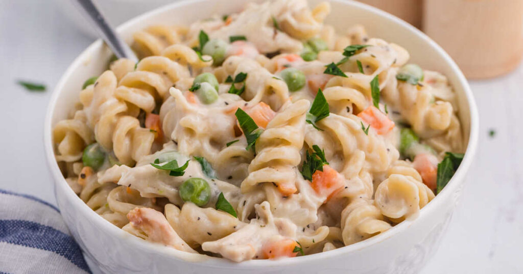 chicken-pot-pie-pasta-social.jpg