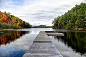 restoule_boat_docks_fall.jpg