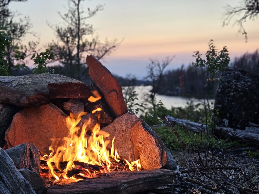 WoodlandCaribou_CampfireWithRocks.jpg