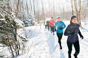 ToDoOntario-winter-group-of-women-jogging.jpg